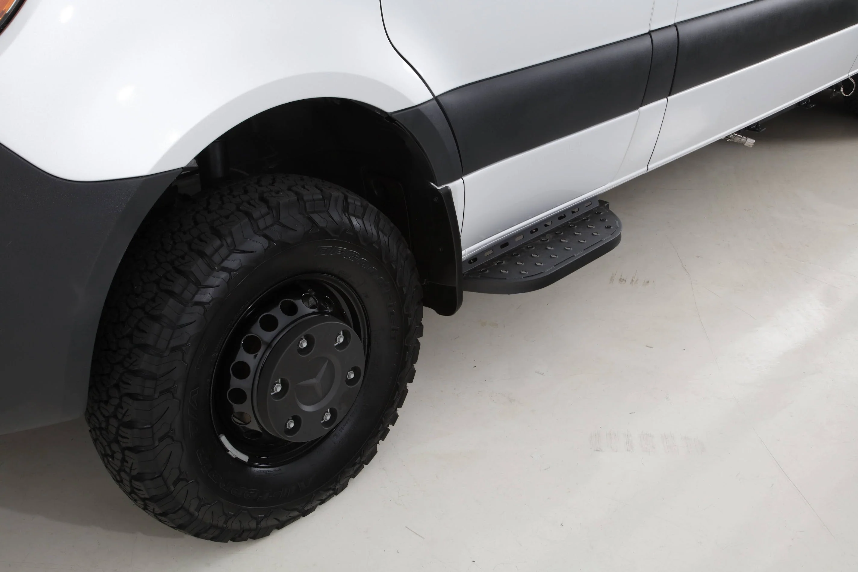 RB Components 2007+ Sprinter Van Side Steps DSL, PSL - Image 9
