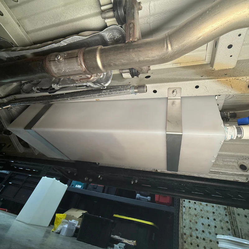 Northwest Conversions 11 Gallon Mercedes Sprinter Passenger Side Undercarriage Water Tank - Image 13