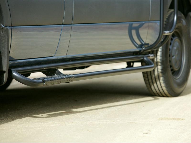 Aluminess 2007+ Mercedes Sprinter Nerf Bars - 144"WB - Image 4