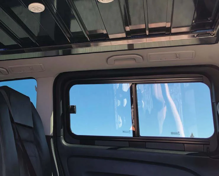AM Auto Mercedes Metris 2015+ Passenger Side Forward Half-Slider Window (MV15-R1-HS P) - Image 3