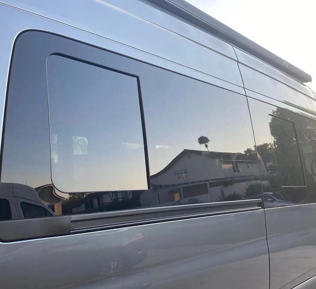 AM Auto Mercedes Sprinter (2007+) Passenger Rear Quarter Screened Half-Slider Window 144″WB (MS06-RS2M-HSS P)