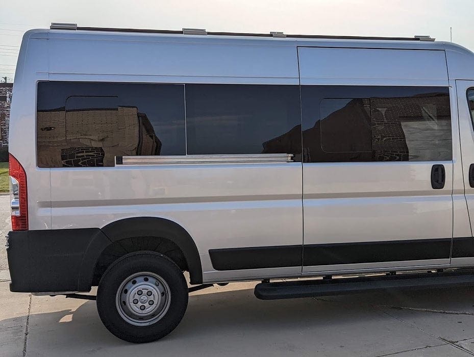 AM Auto 2014+ Ram ProMaster Passenger Side Rear Quarter Half-Slider Screened Window 159”EXT (PB07-RS3XL-HSS P)