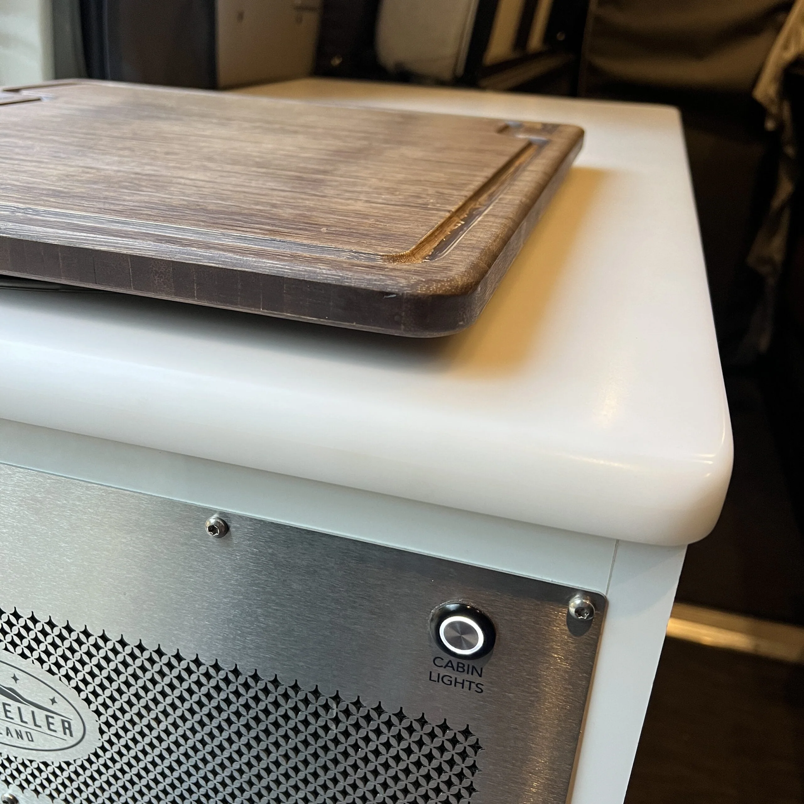 Canyon Adventure Vans Bamboo Cutting Board - STO (chocolate) - Image 6