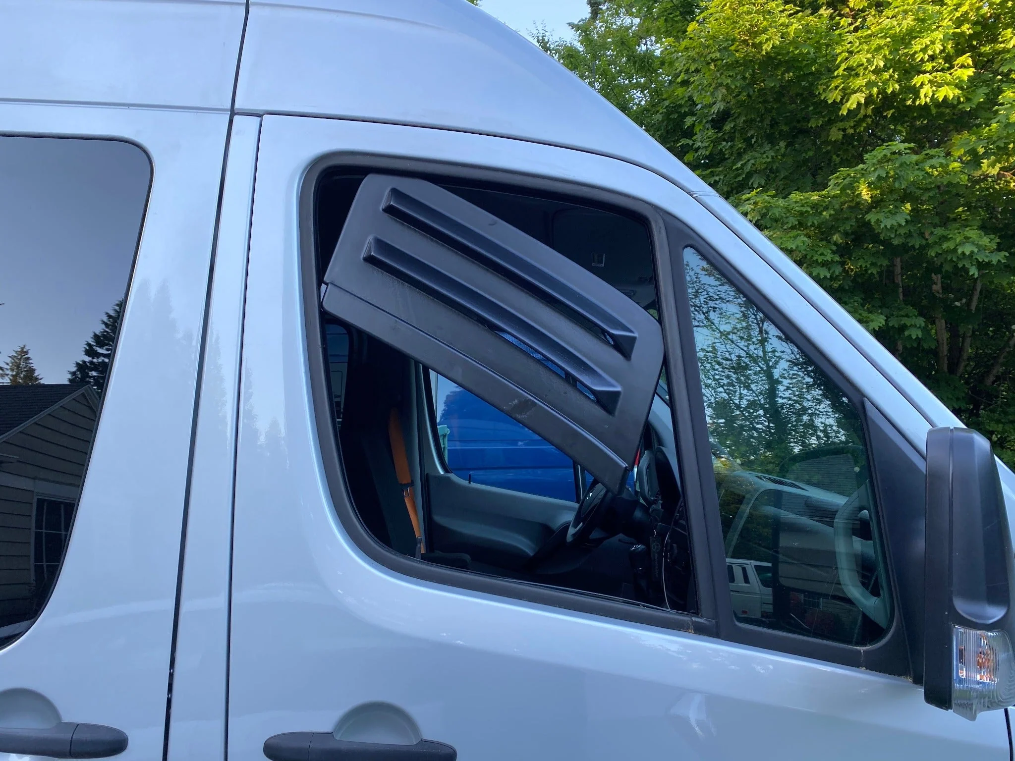 Terrawagen Bug Barrier Window Vent - Image 8