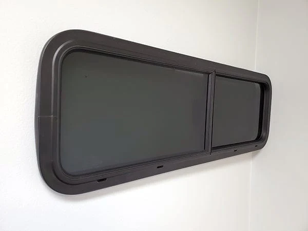 Flarespace Half-Slider Bunk Window (Passenger Side, FS1033R) - Image 8