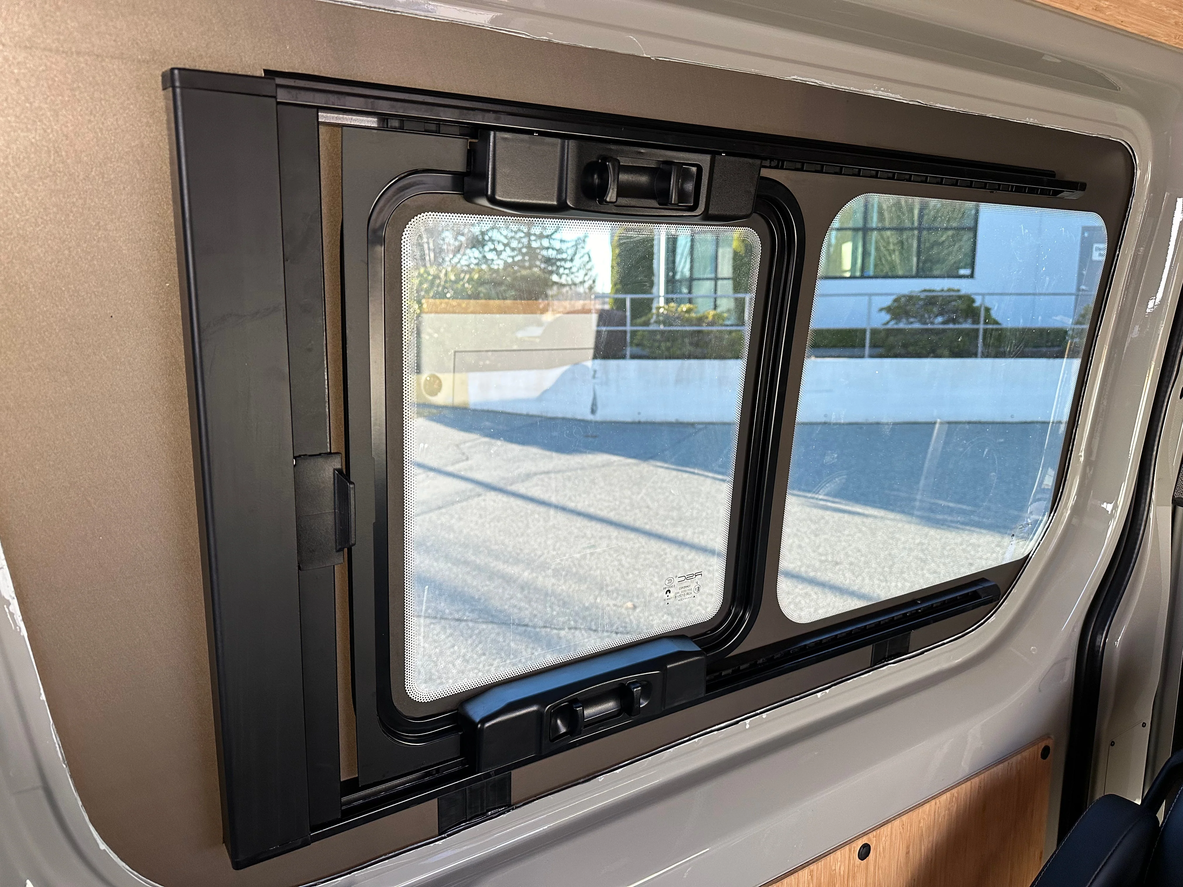 Tec Vanlife 2007+ Mercedes Sprinter OEM Style Half-Slider Window - Image 13