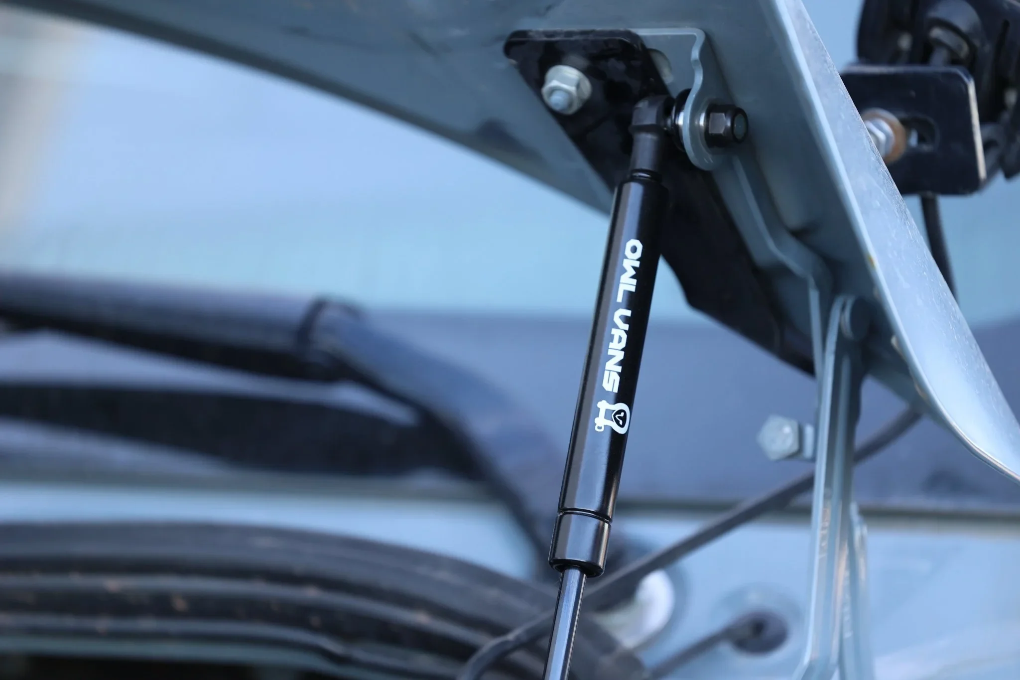 Owl Vans Sprinter Hood Strut Kit - Image 9