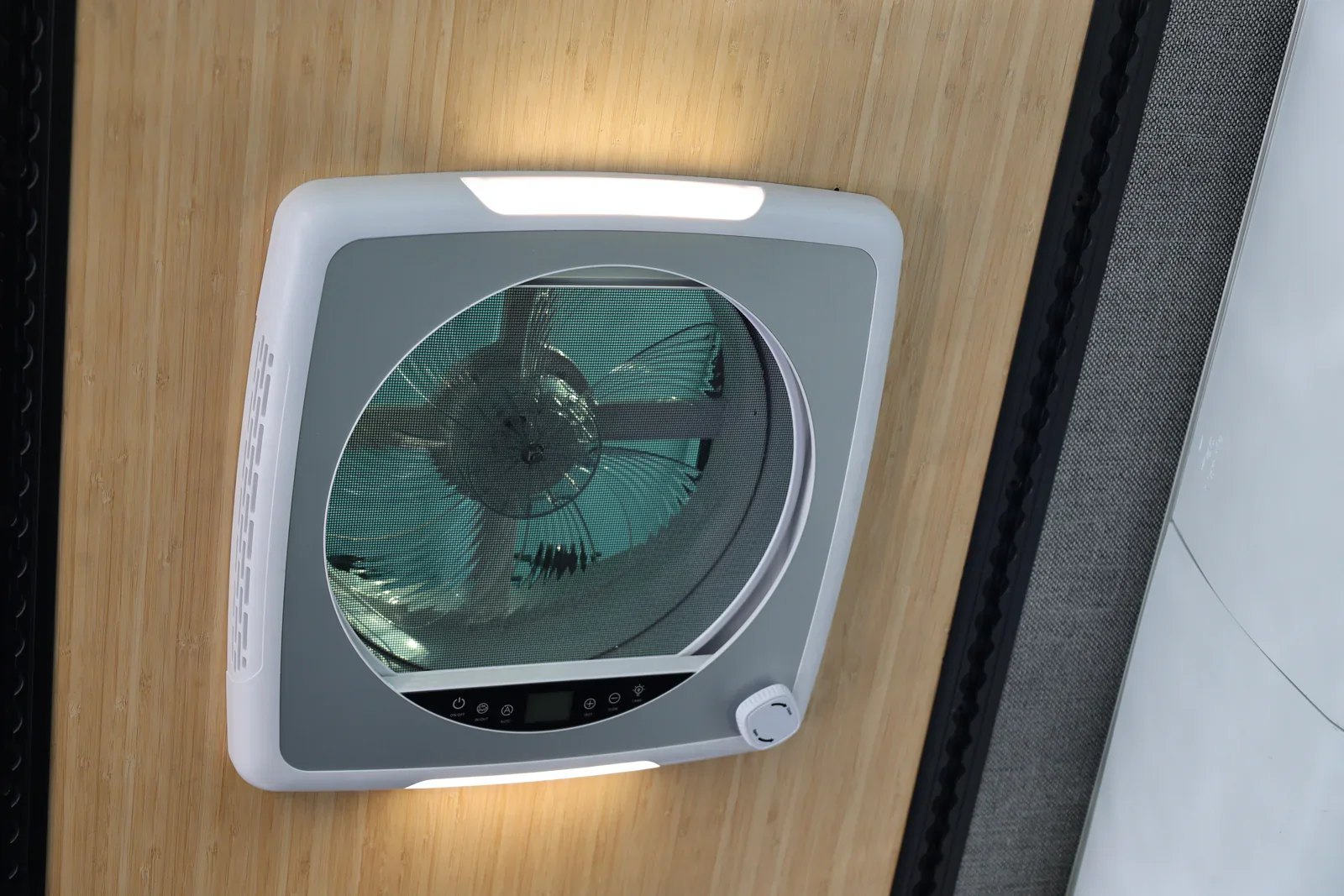 ProBreeze Vent System Brushless Roof Fan - Image 15