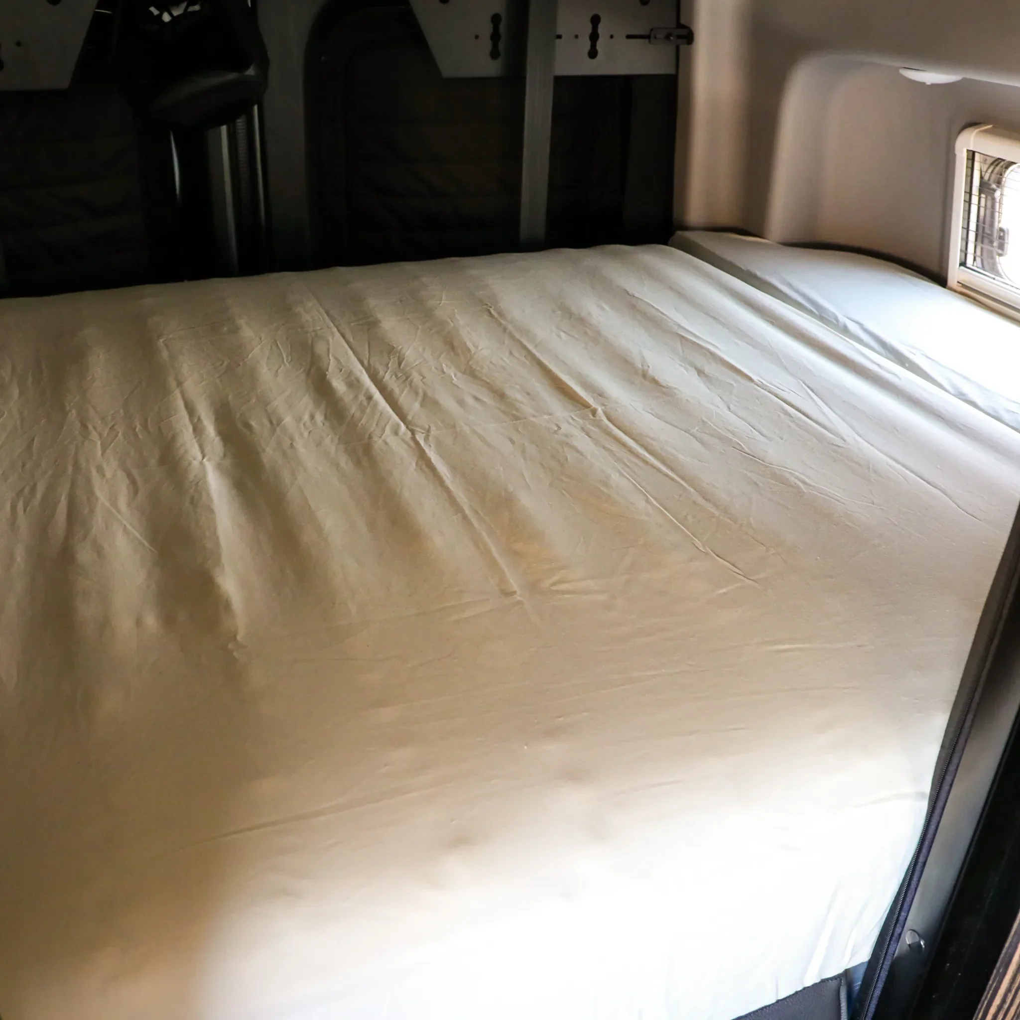 Canyon Adventure Vans Revel/GH1 Ultra Luxe Dream Sheets - Image 15