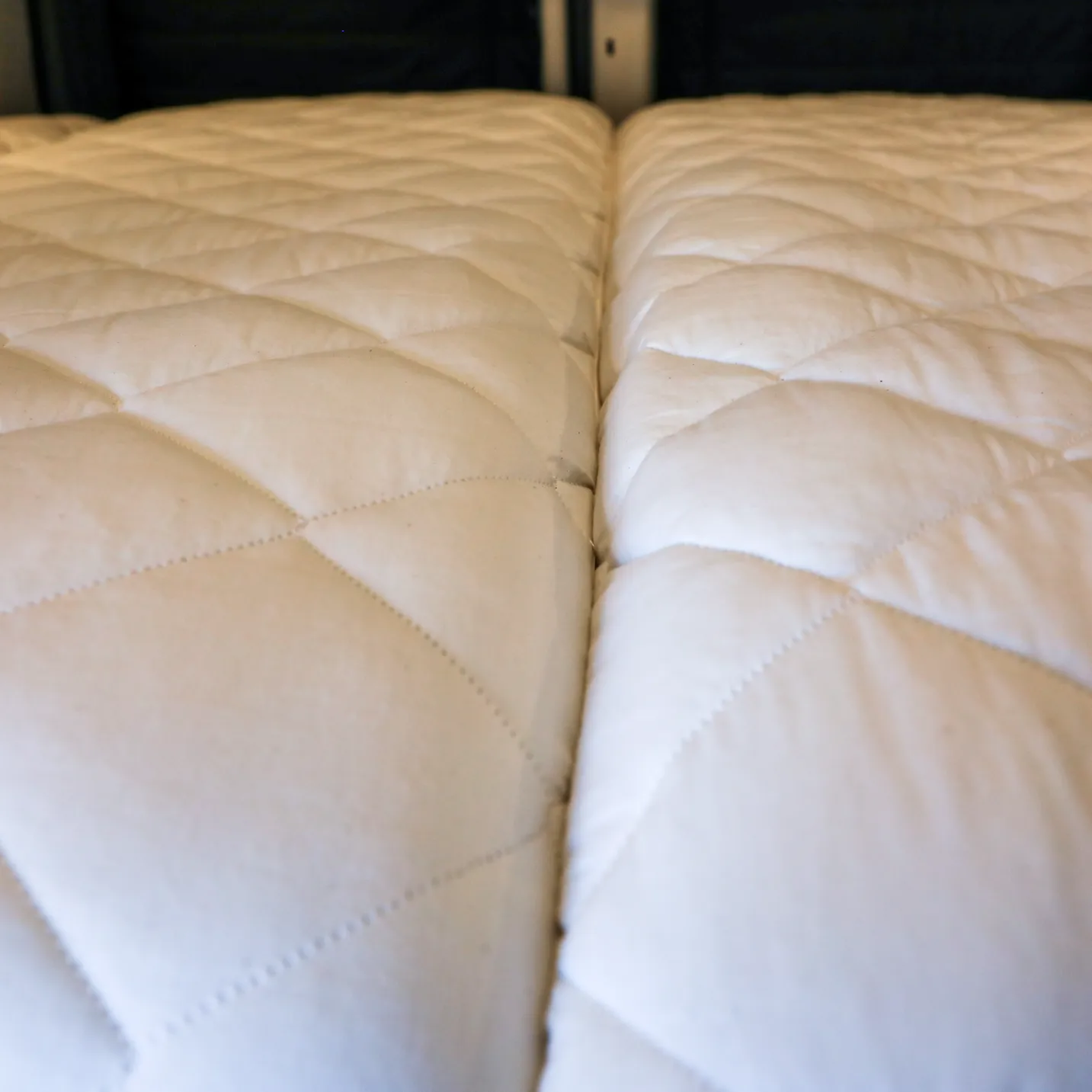 Canyon Adventure Vans Revel/GH1 Ultra Luxe Mattress Protector Pad - Image 3