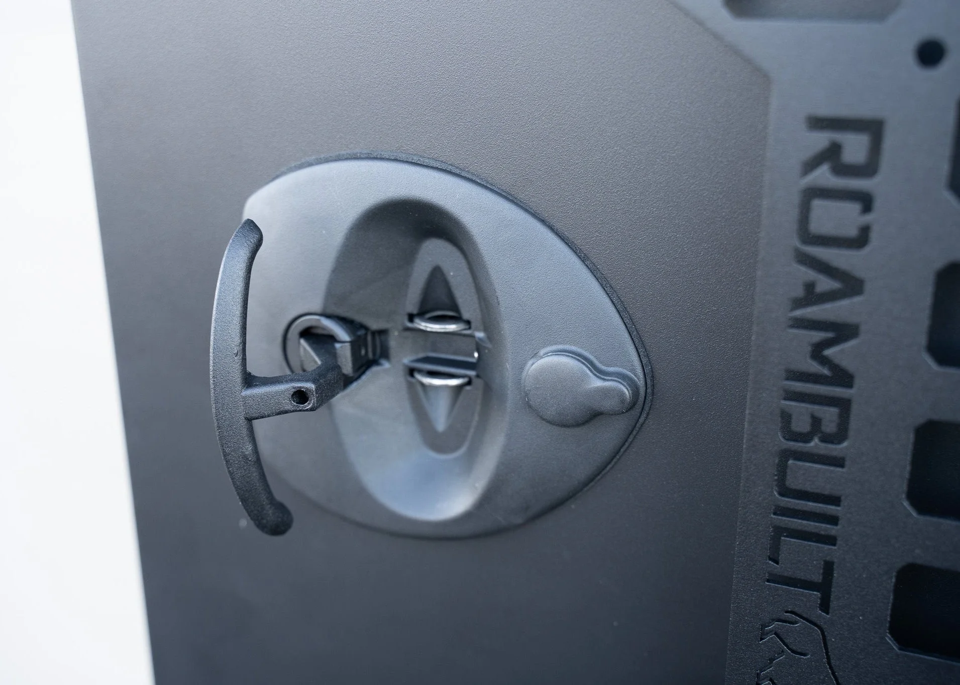 ROAMBUILT Universal Aluminum Storage Box - Image 9