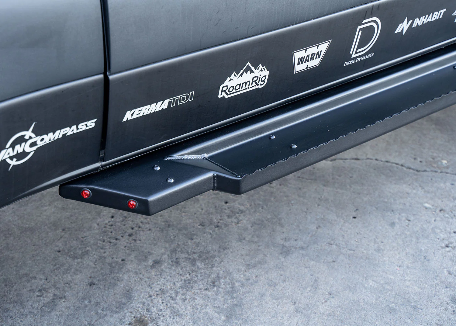 ROAMBUILT Sprinter/Transit Side Steps - Long/Flat Version (Passenger Side) - Image 6