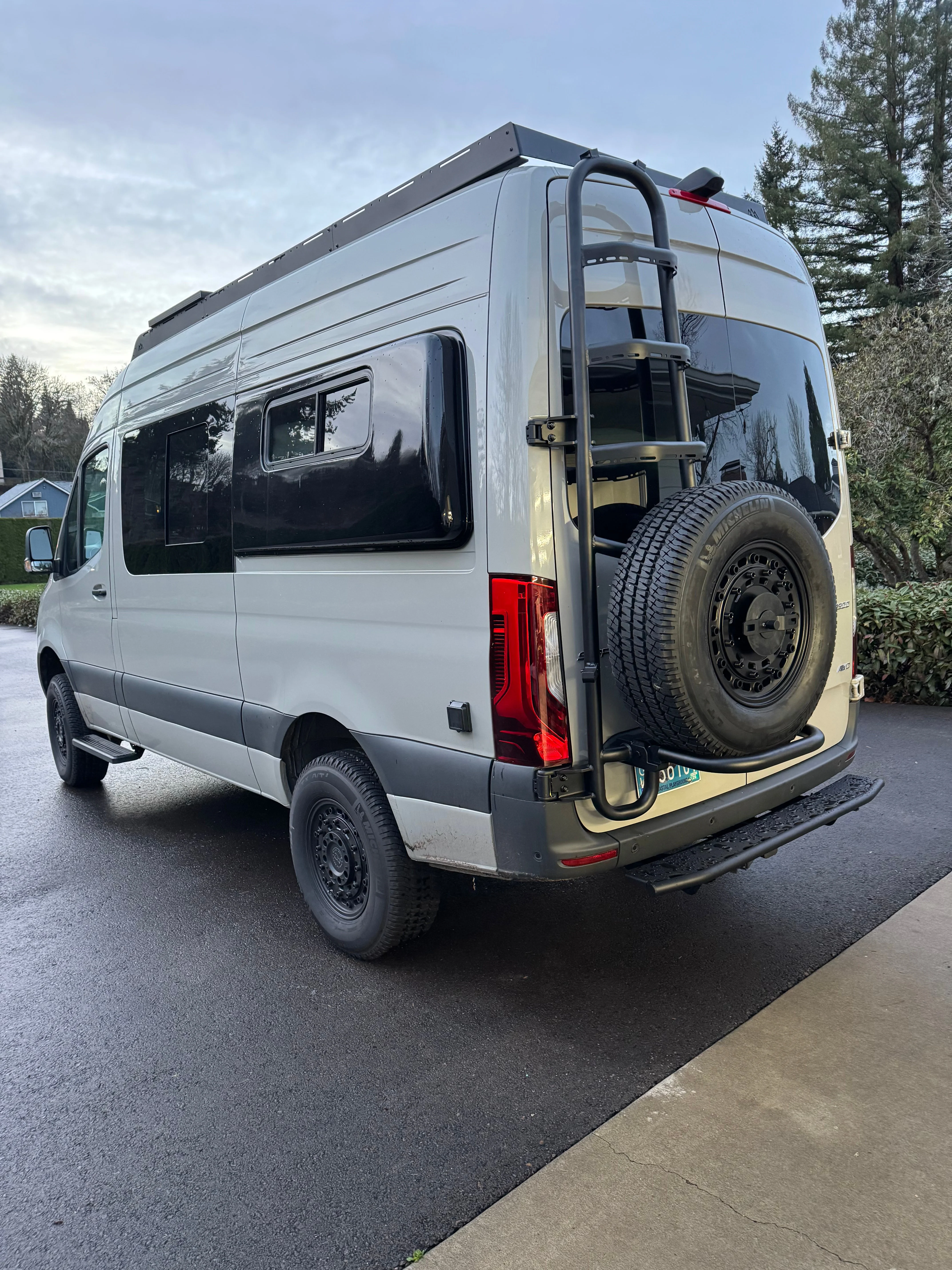 Tec Vanlife 2019+ Mercedes Sprinter Ladder/Tire Carrier - Image 10