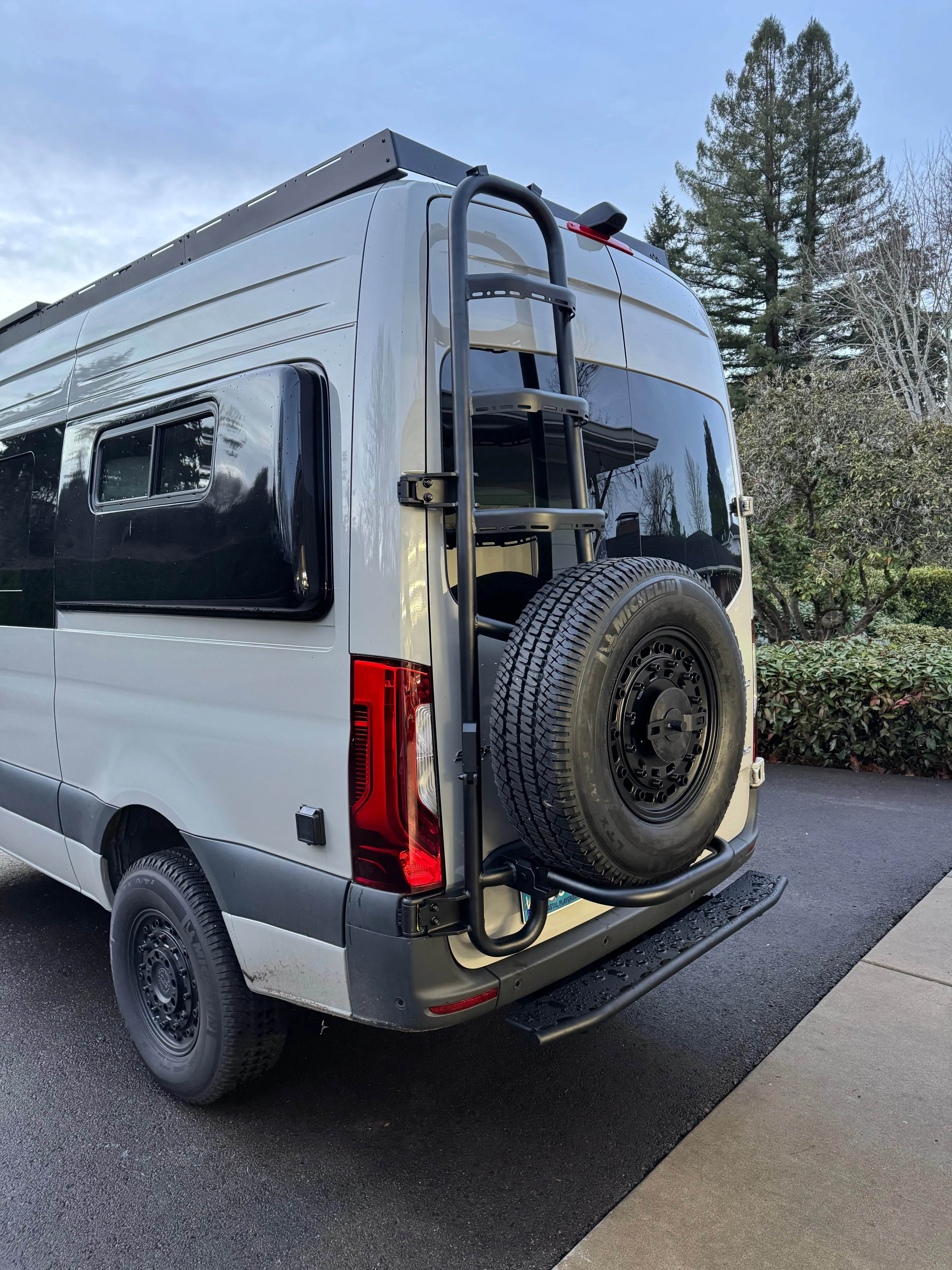 Tec Vanlife 2019+ Mercedes Sprinter Ladder/Tire Carrier - Image 12