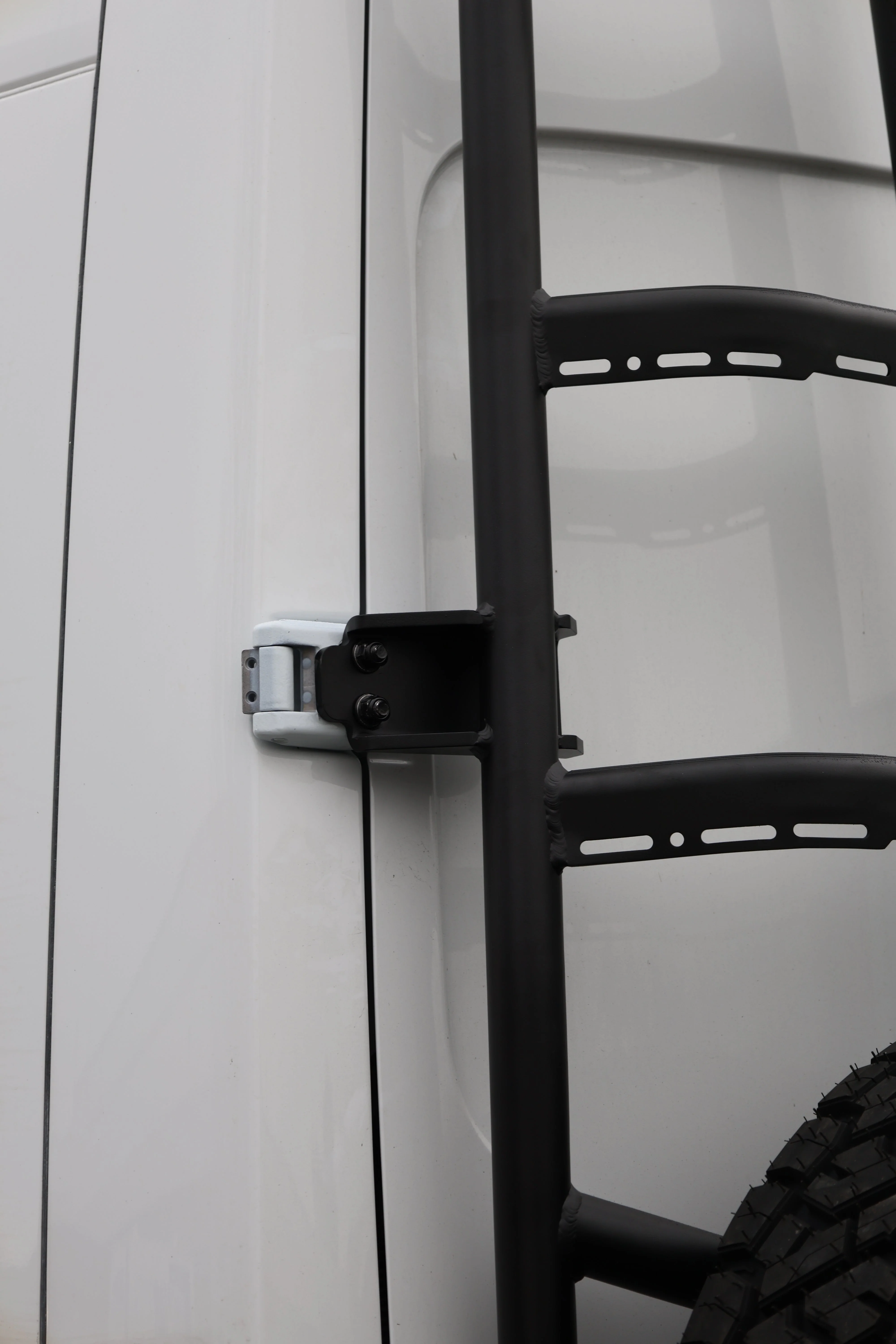 Tec Vanlife 2019+ Mercedes Sprinter Ladder/Tire Carrier - Image 14