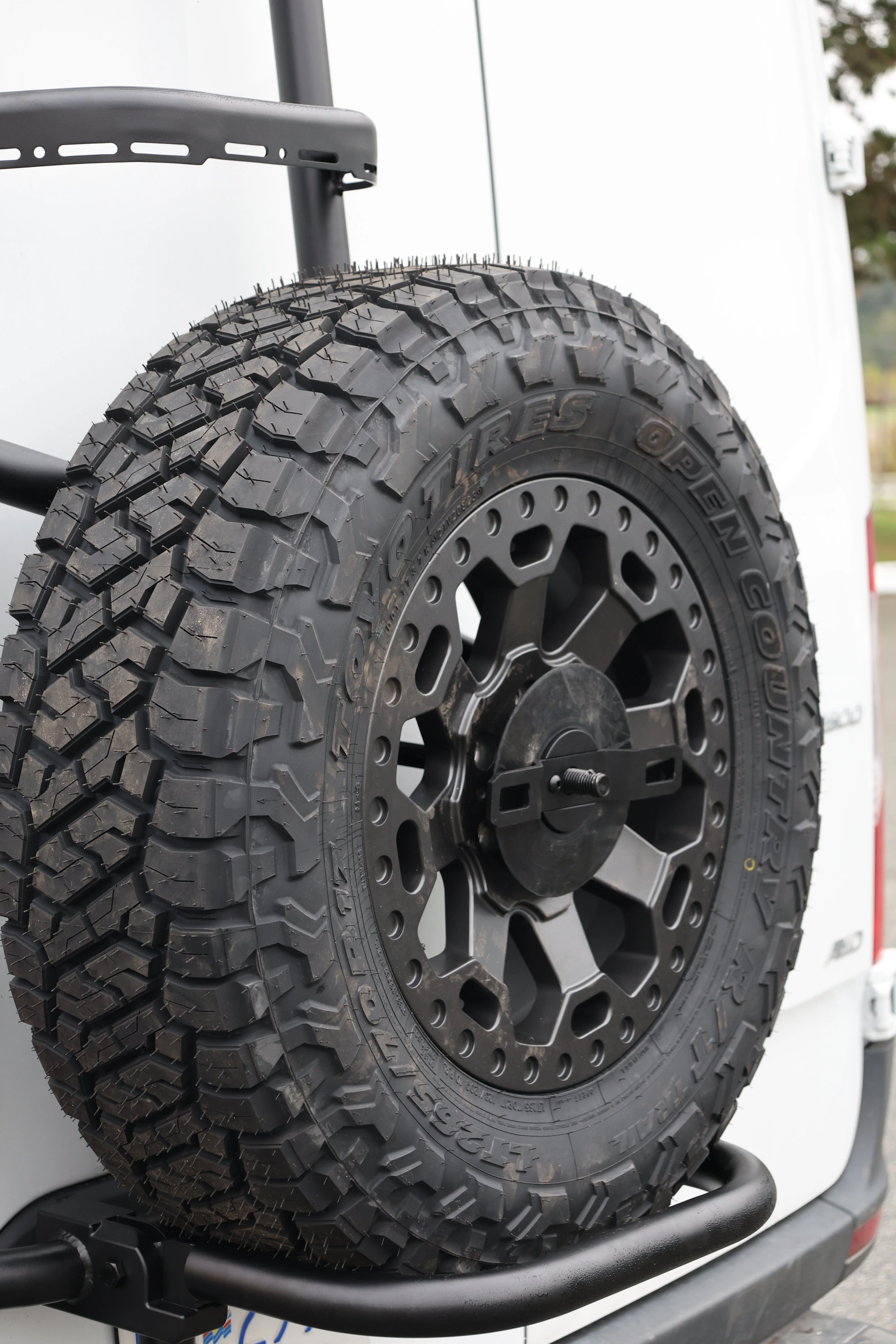 Tec Vanlife 2019+ Mercedes Sprinter Ladder/Tire Carrier - Image 15
