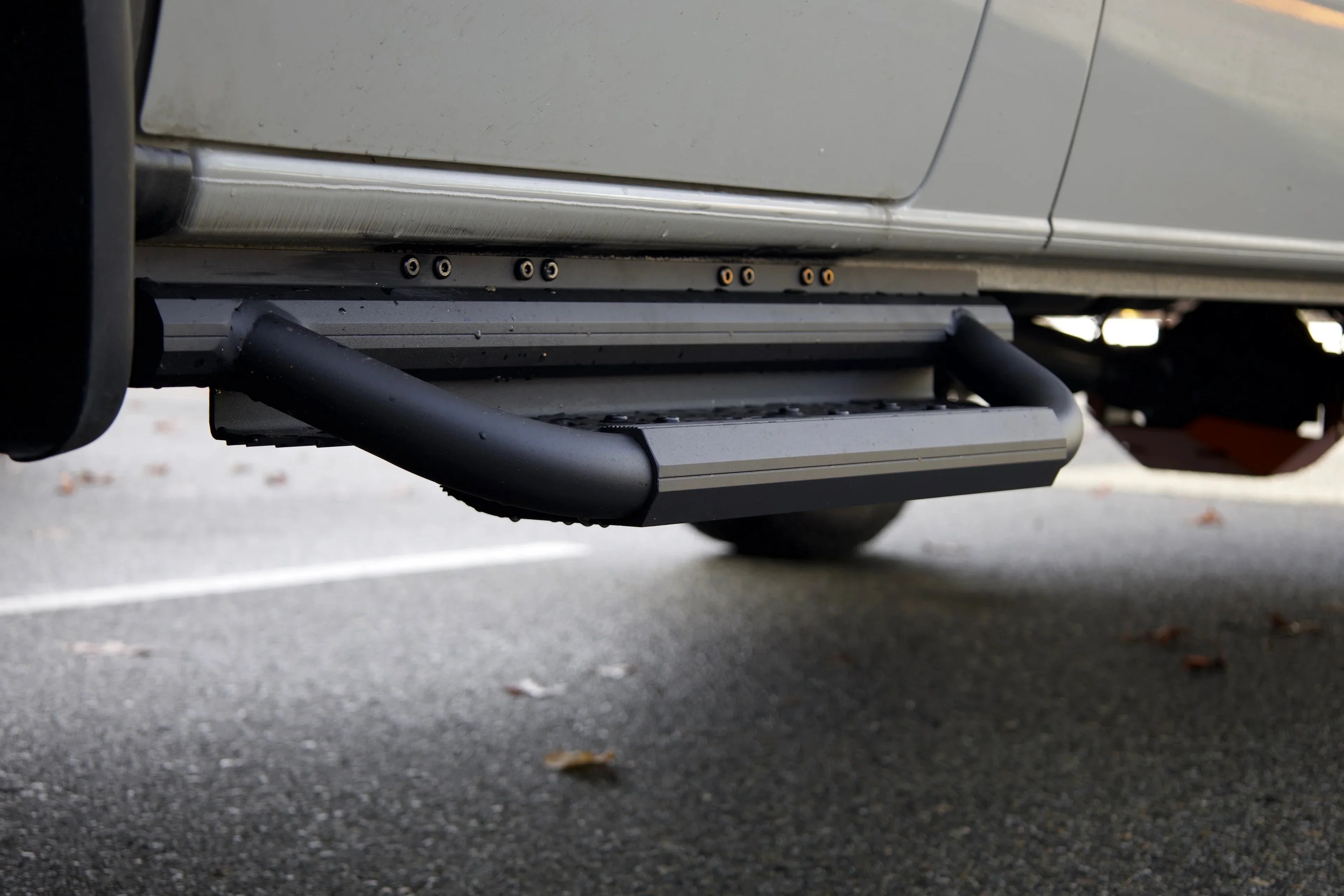 Tec Vanlife 2007+ Mercedes Sprinter Hexagon 3-Piece Running Boards - Image 10