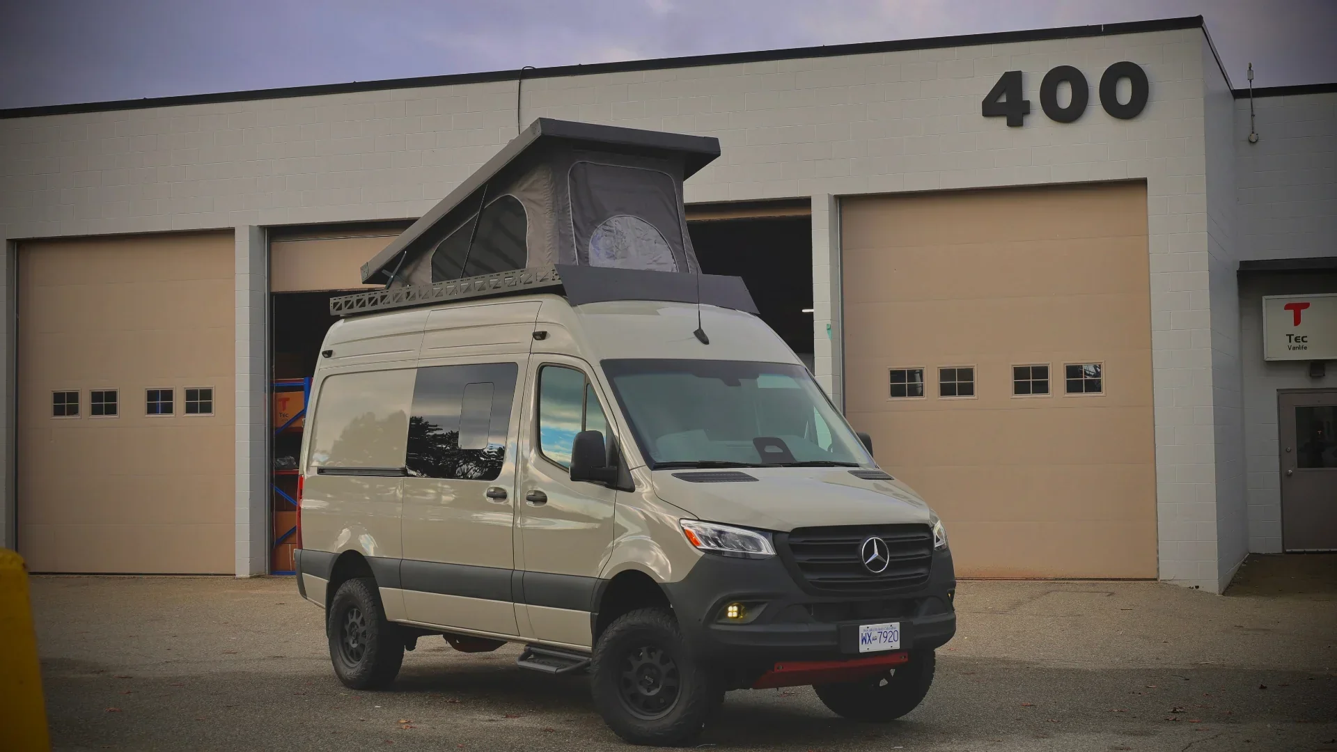RoamlabX Carbon Fiber Roof Top Tent - 2007+ Mercedes Sprinter 144" - Image 11