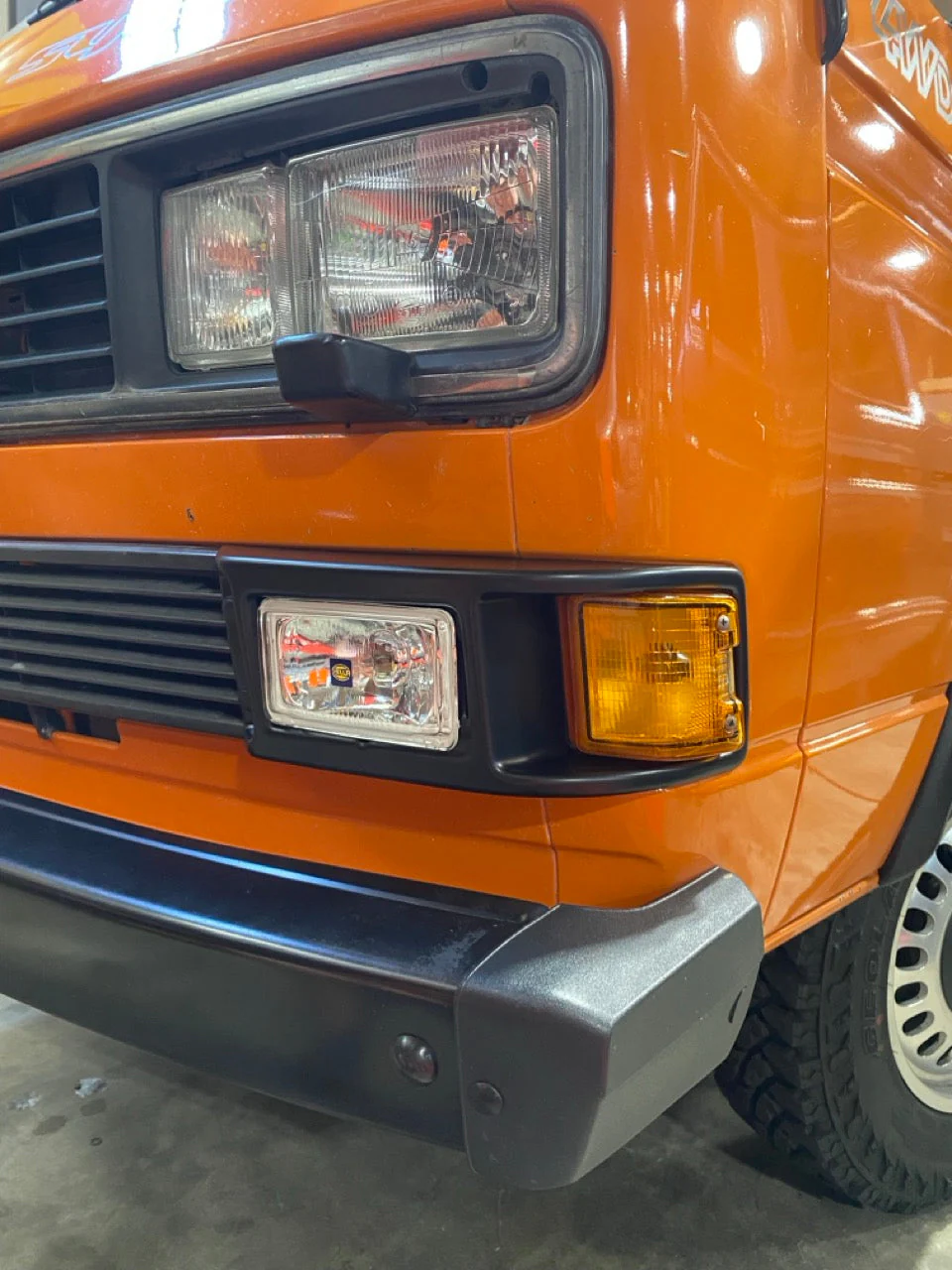 Terrawagen Terrapodz V2 Light Kit for VW Vanagon T3 (1983–1992, Water-Cooled, OEM Grill) - Image 5
