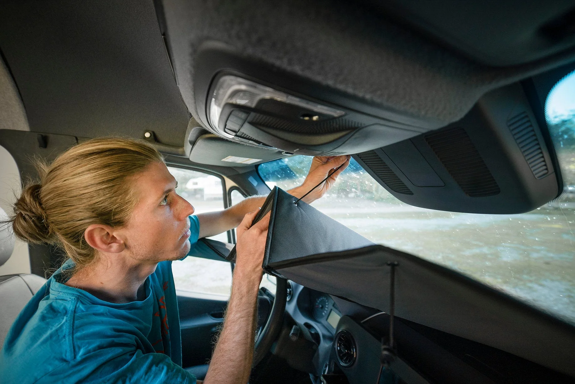 VanEssential Ford Transit Windshield Cover - Image 5