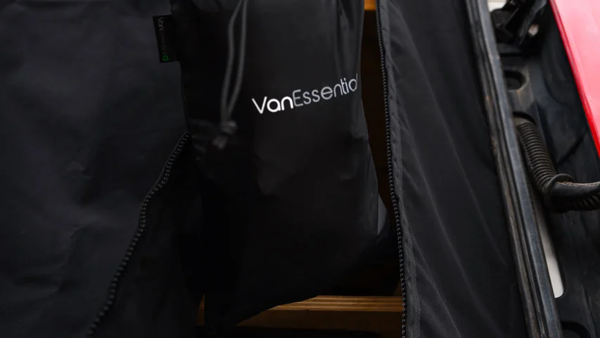 VanEssential Shower/Rear Screen - Image 7