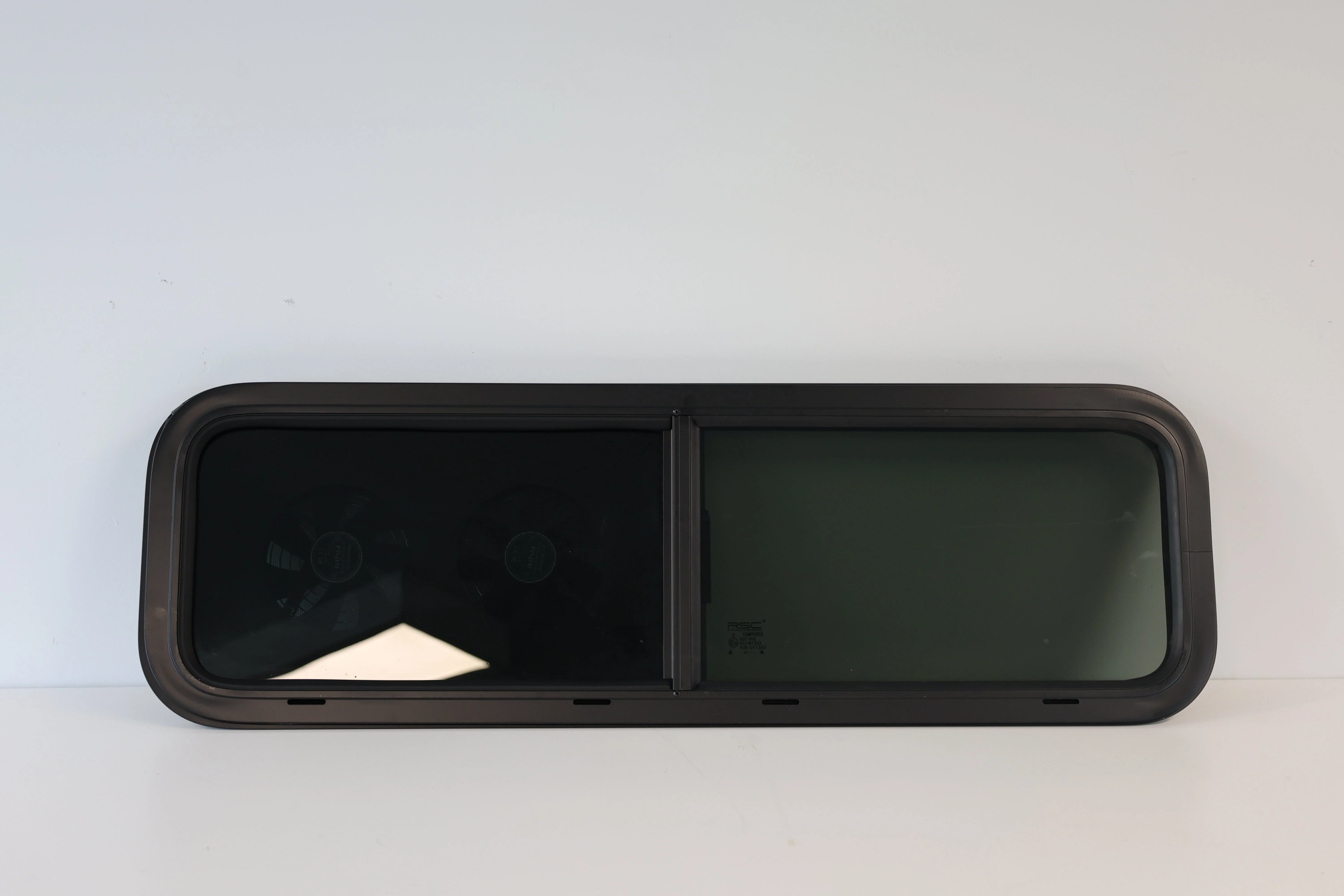 Tec Vanlife VW1033 Dual-Fan Half Slider Bunk Window - Image 3